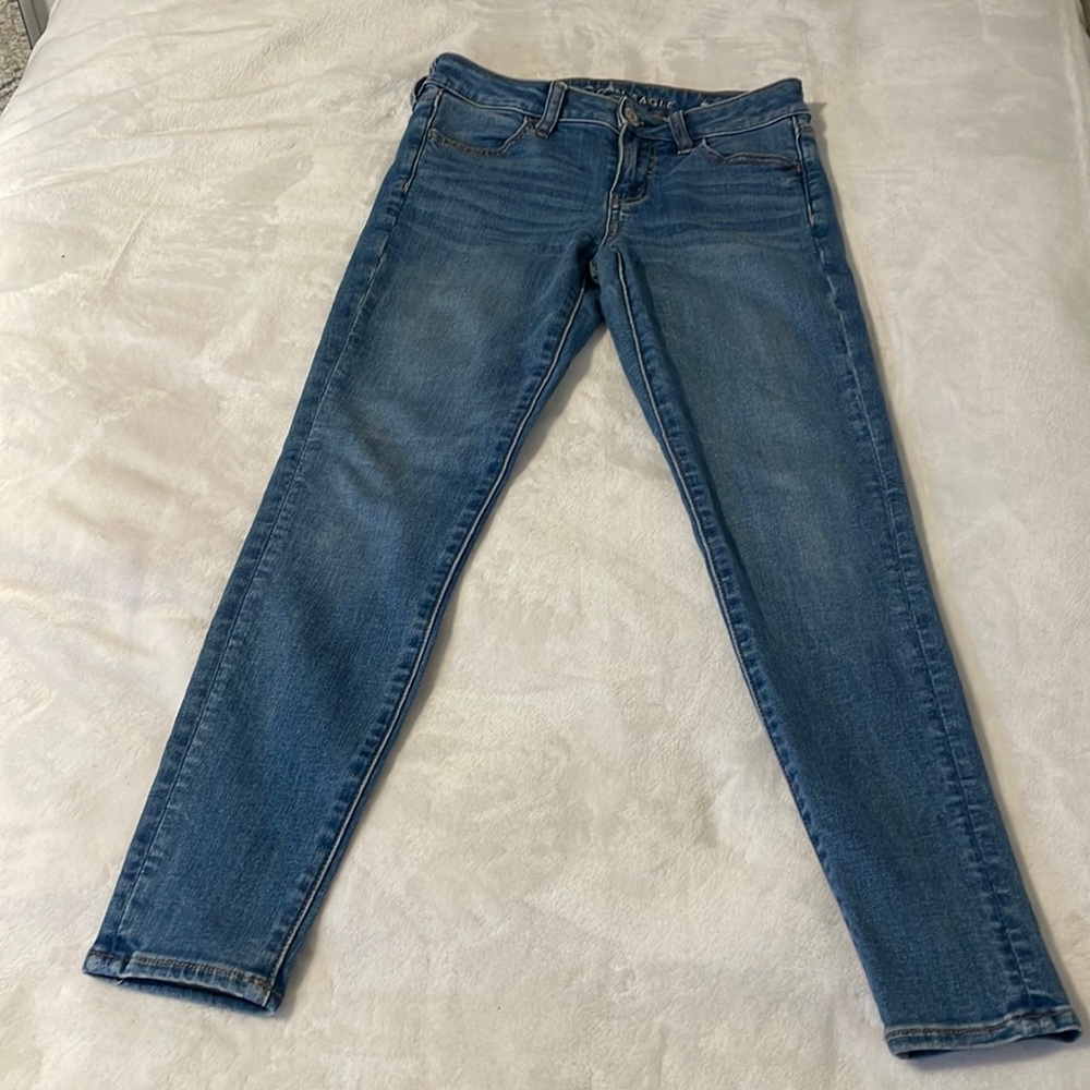 AMERICAN EAGLE JEANS - SIZE 0